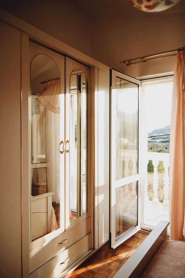Apartment Blanka With A Beautiful View Of טרוגיר מראה חיצוני תמונה