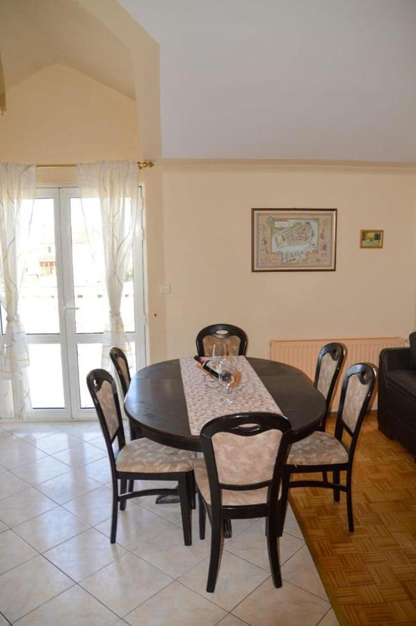 Apartment Blanka With A Beautiful View Of טרוגיר מראה חיצוני תמונה